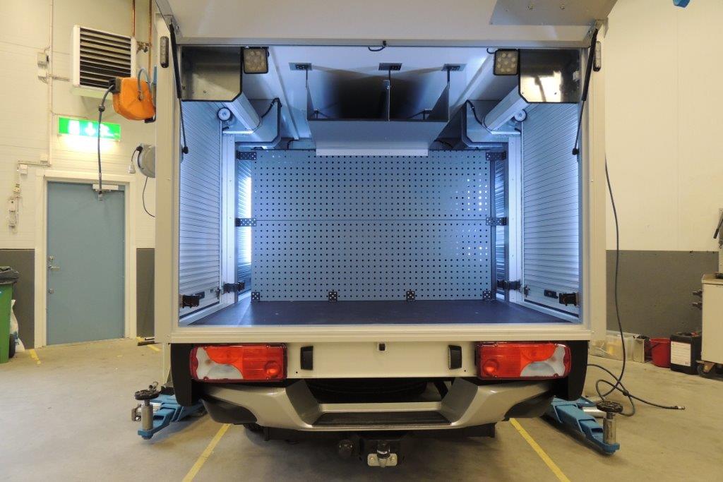 L200 Rulledør 4-Y2
