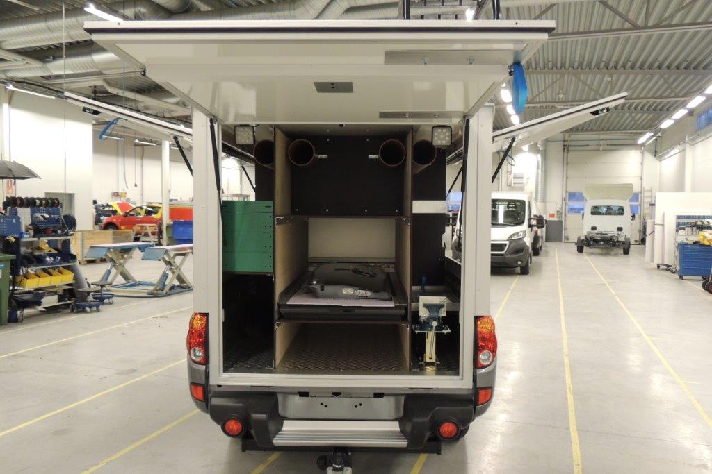 L200 håndverker 4-Y2