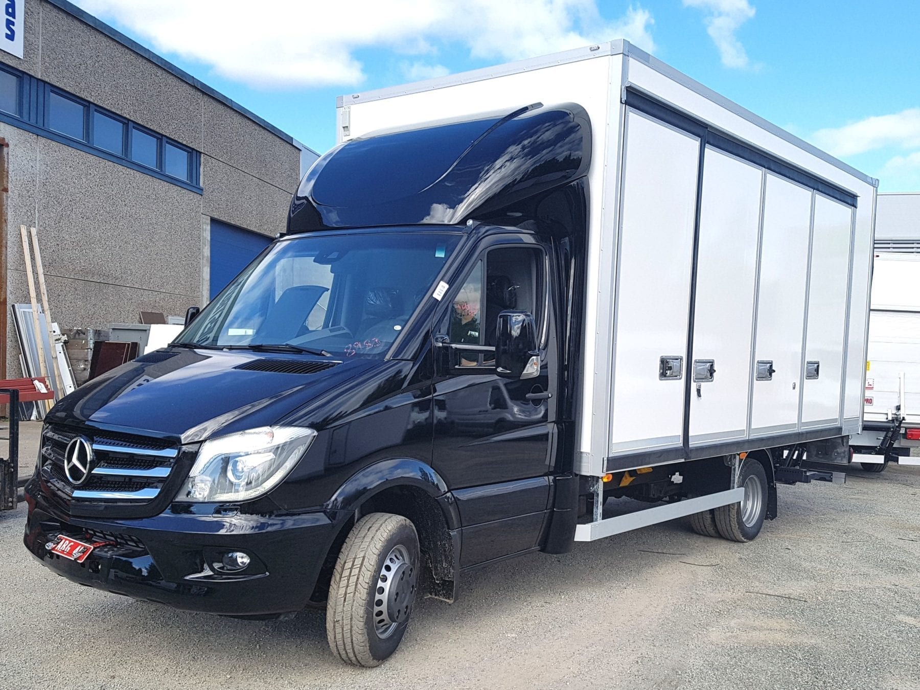 Sprinter, skap med sidedører