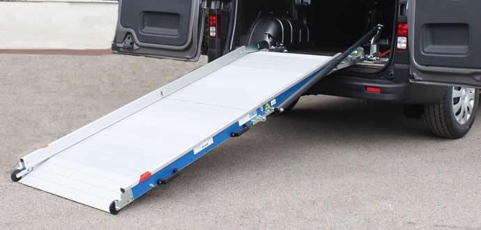 Rampe, 400Kg lastekapasitet, bredde 40 - 105cm, lengde 150 - 325 cm